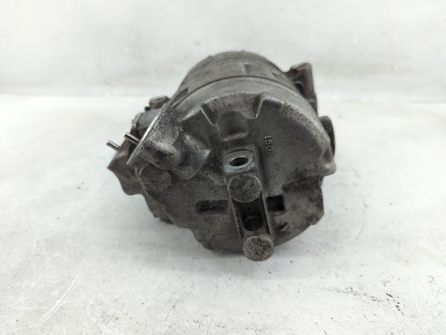 Bmw 325xi Air Conditioning A/c Ac Compressor Oem - Oemusedautoparts1.com