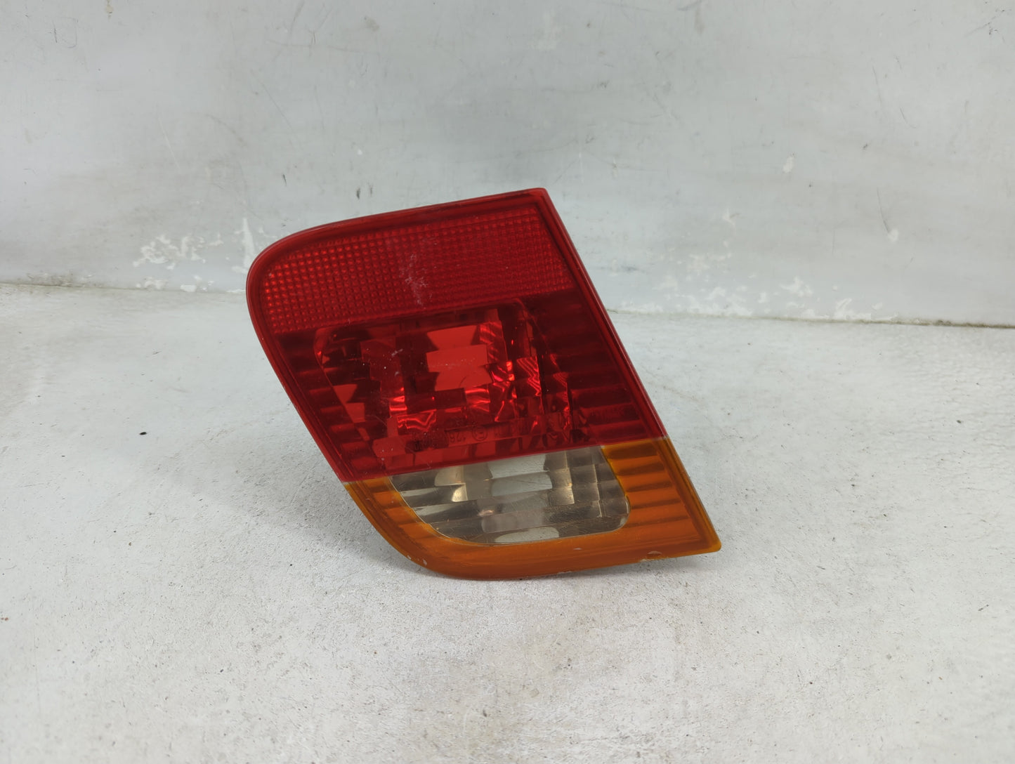 2005 Bmw 325xi Tail Light Assembly Driver Left OEM Fits Fits 2002 2003 2004 OEM Used Auto Parts - Oemusedautoparts1.com
