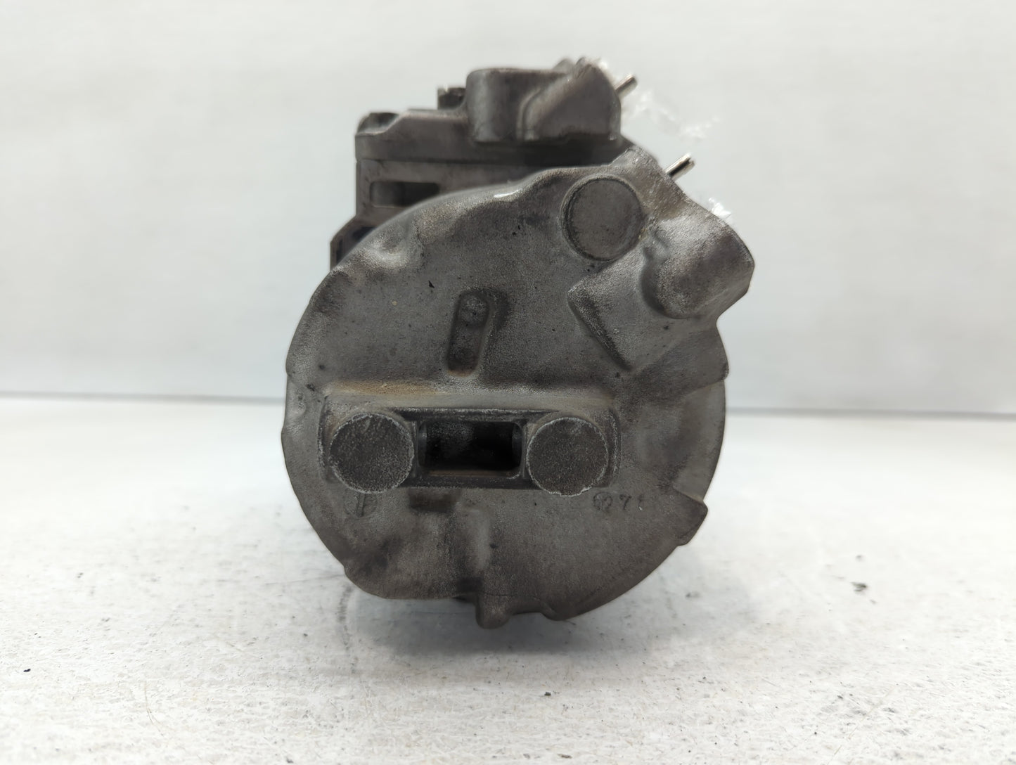 2005 Bmw 330ci Alternator Replacement Generator Charging Assembly Engine OEM P/N:7SBU16C 447220-8027 Fits OEM Used Auto Part