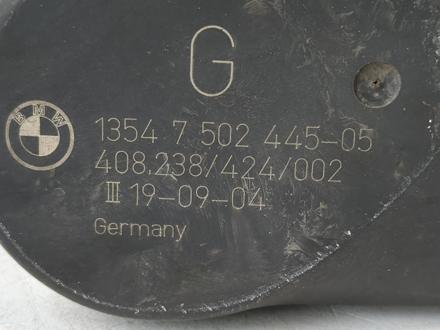 2001-2006 Bmw 330i Throttle Body P/N:1354 7 502 445-05 Fits Fits 2001 2002 2003 2004 2005 2006 OEM Used Auto Parts - Oemused