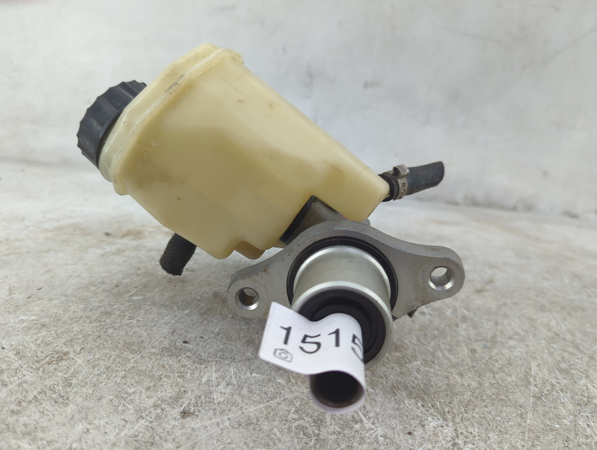 2001-2005 Bmw 330i Brake Master Cylinder - Oemusedautoparts1.com