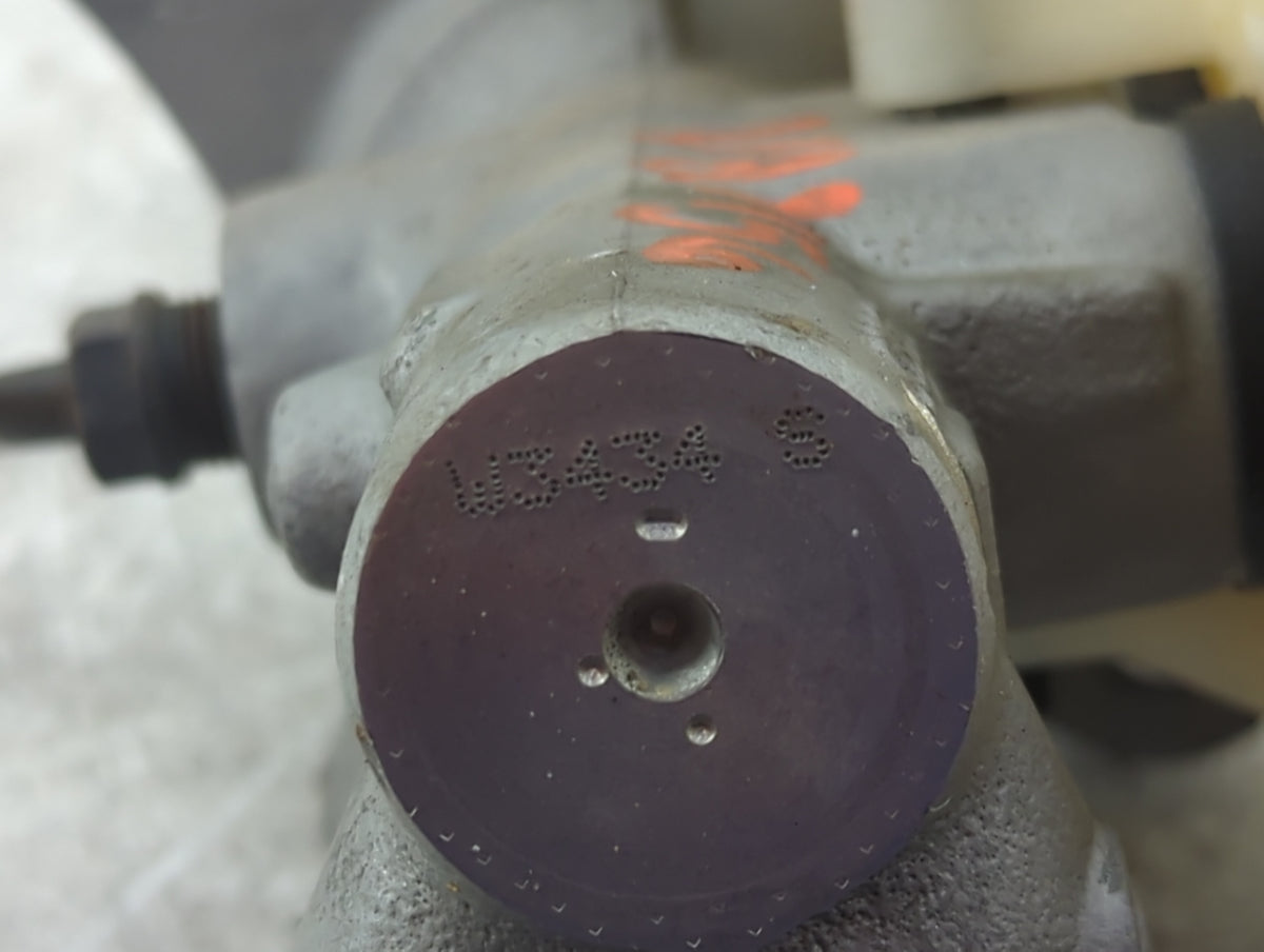 2001-2005 Bmw 330i Brake Master Cylinder - Oemusedautoparts1.com