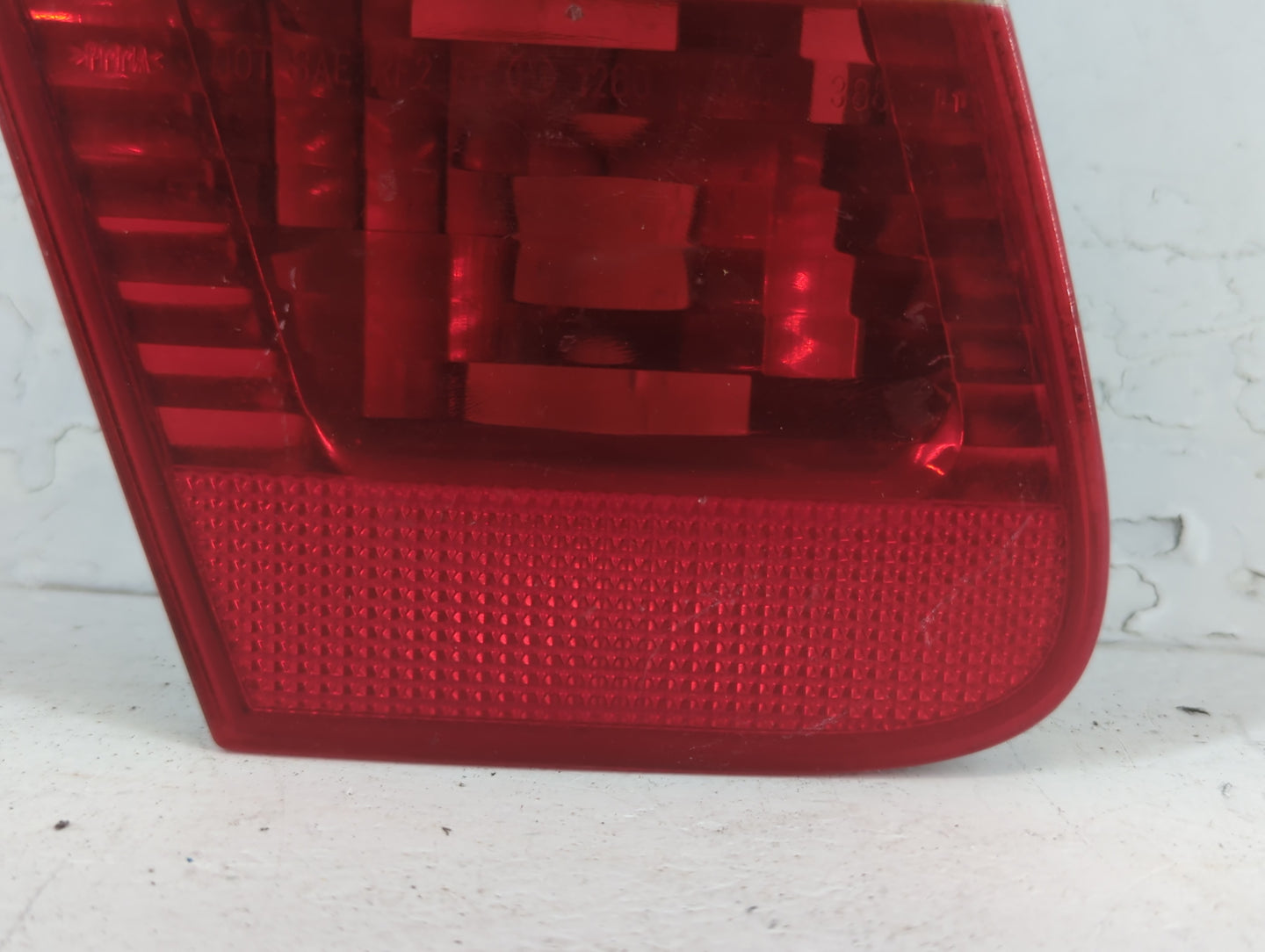 2005 Bmw 330i Tail Light Assembly Driver Left OEM Fits OEM Used Auto Parts - Oemusedautoparts1.com