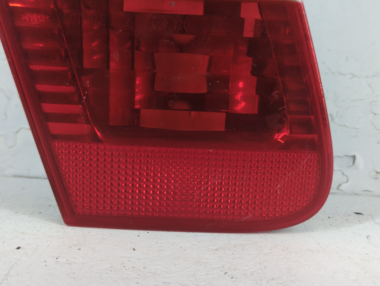 2005 Bmw 330i Tail Light Assembly Driver Left OEM Fits OEM Used Auto Parts - Oemusedautoparts1.com
