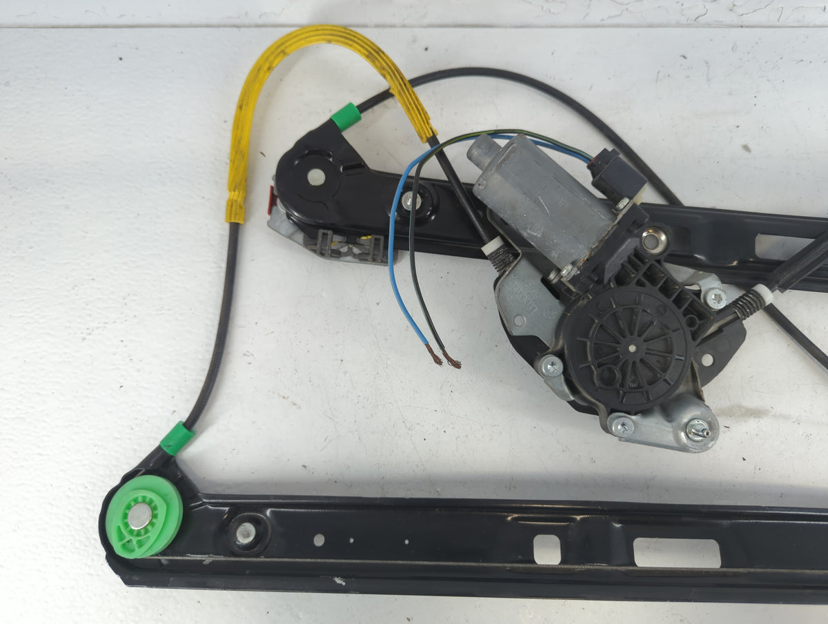 2001-2005 Bmw 330i Used Window Regulator Passenger Front - Oemusedautoparts1.com