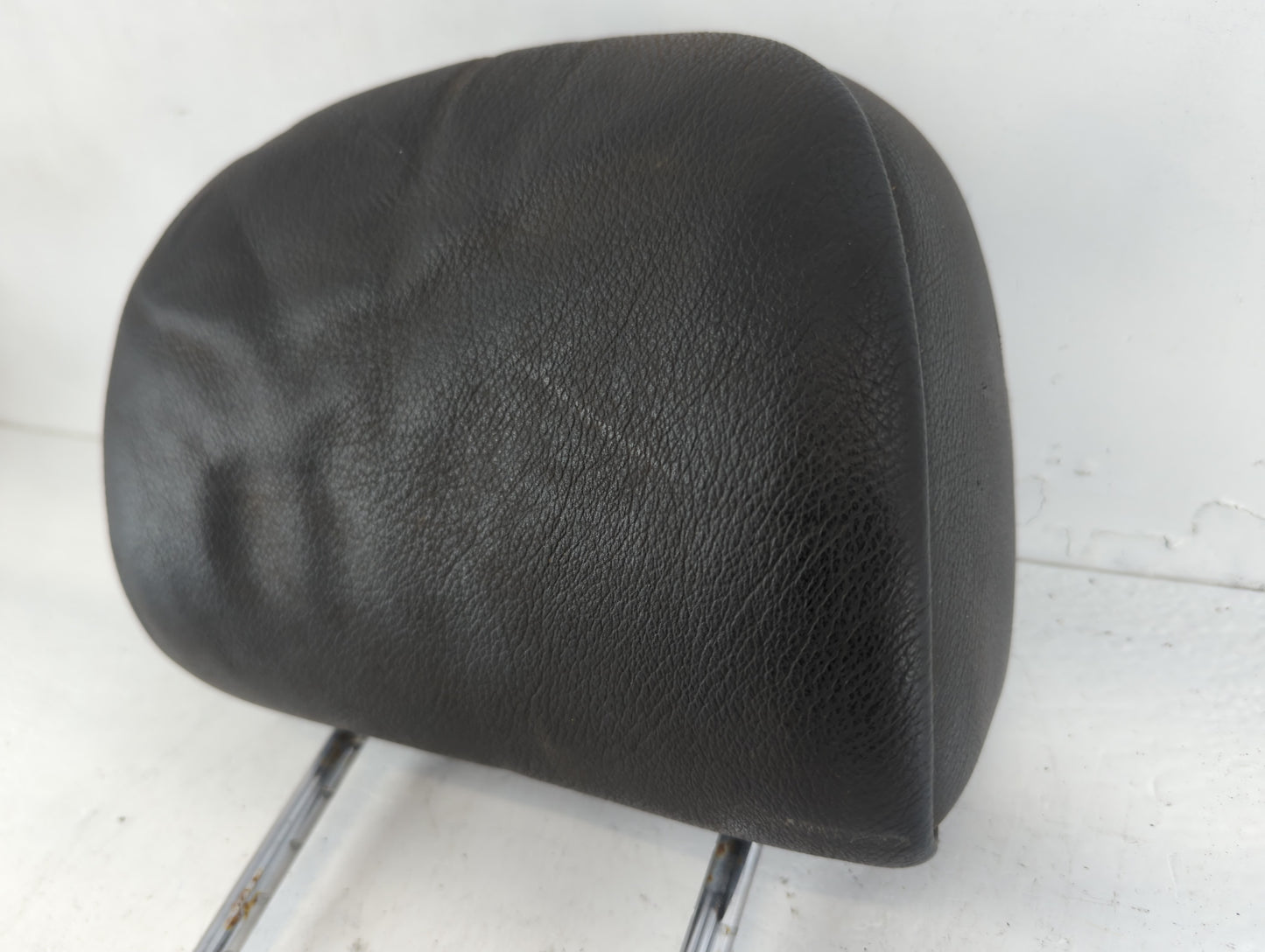 2005 Bmw 330i Headrest Head Rest Front Driver Passenger Seat Fits OEM Used Auto Parts - Oemusedautoparts1.com