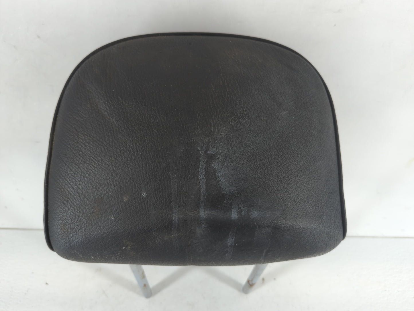 2005 Bmw 330i Headrest Head Rest Front Driver Passenger Seat Fits OEM Used Auto Parts - Oemusedautoparts1.com
