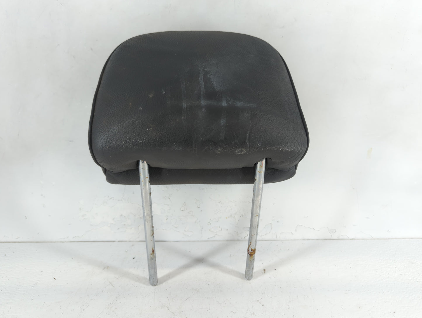 2005 Bmw 330i Headrest Head Rest Front Driver Passenger Seat Fits OEM Used Auto Parts - Oemusedautoparts1.com