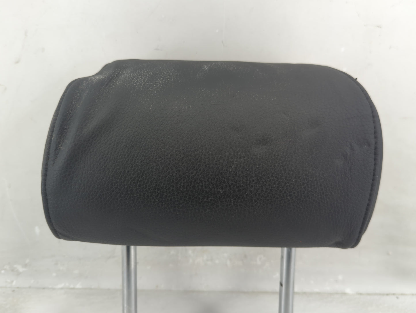 2005 Bmw 525i Headrest Head Rest Rear Seat Fits OEM Used Auto Parts - Oemusedautoparts1.com