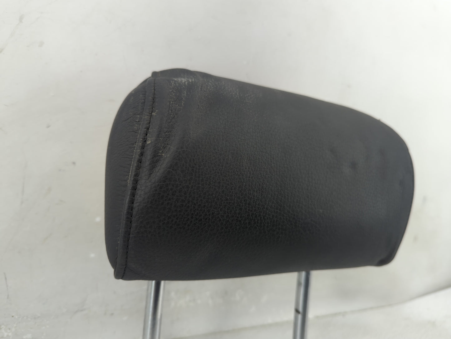 2005 Bmw 525i Headrest Head Rest Rear Seat Fits OEM Used Auto Parts - Oemusedautoparts1.com