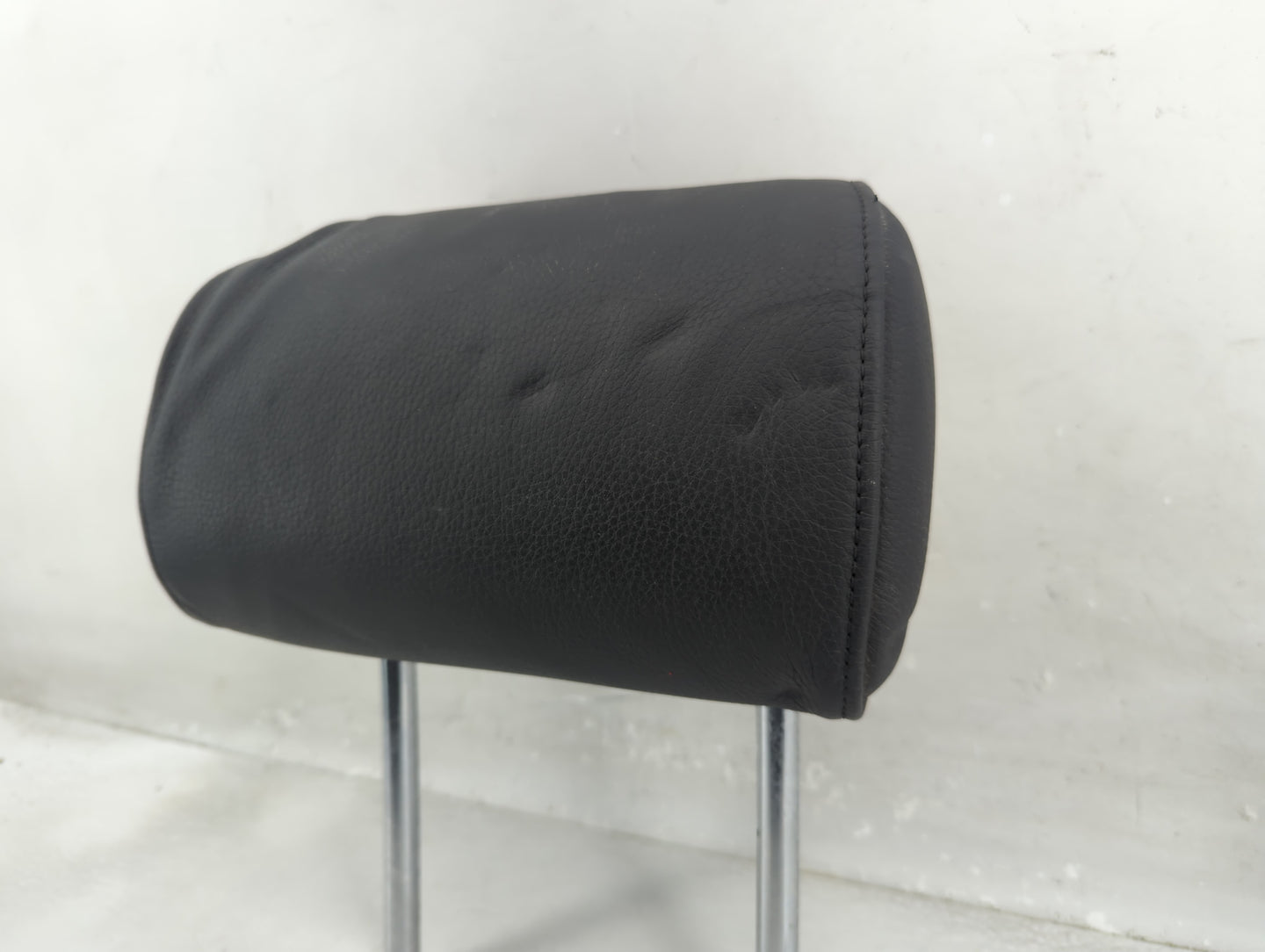 2005 Bmw 525i Headrest Head Rest Rear Seat Fits OEM Used Auto Parts - Oemusedautoparts1.com