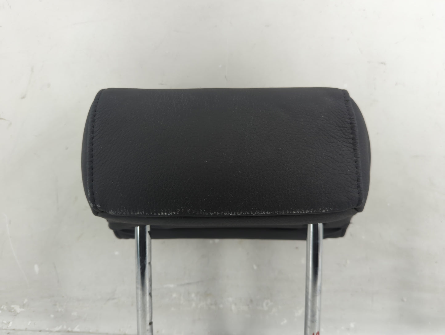 2005 Bmw 525i Headrest Head Rest Rear Seat Fits OEM Used Auto Parts - Oemusedautoparts1.com