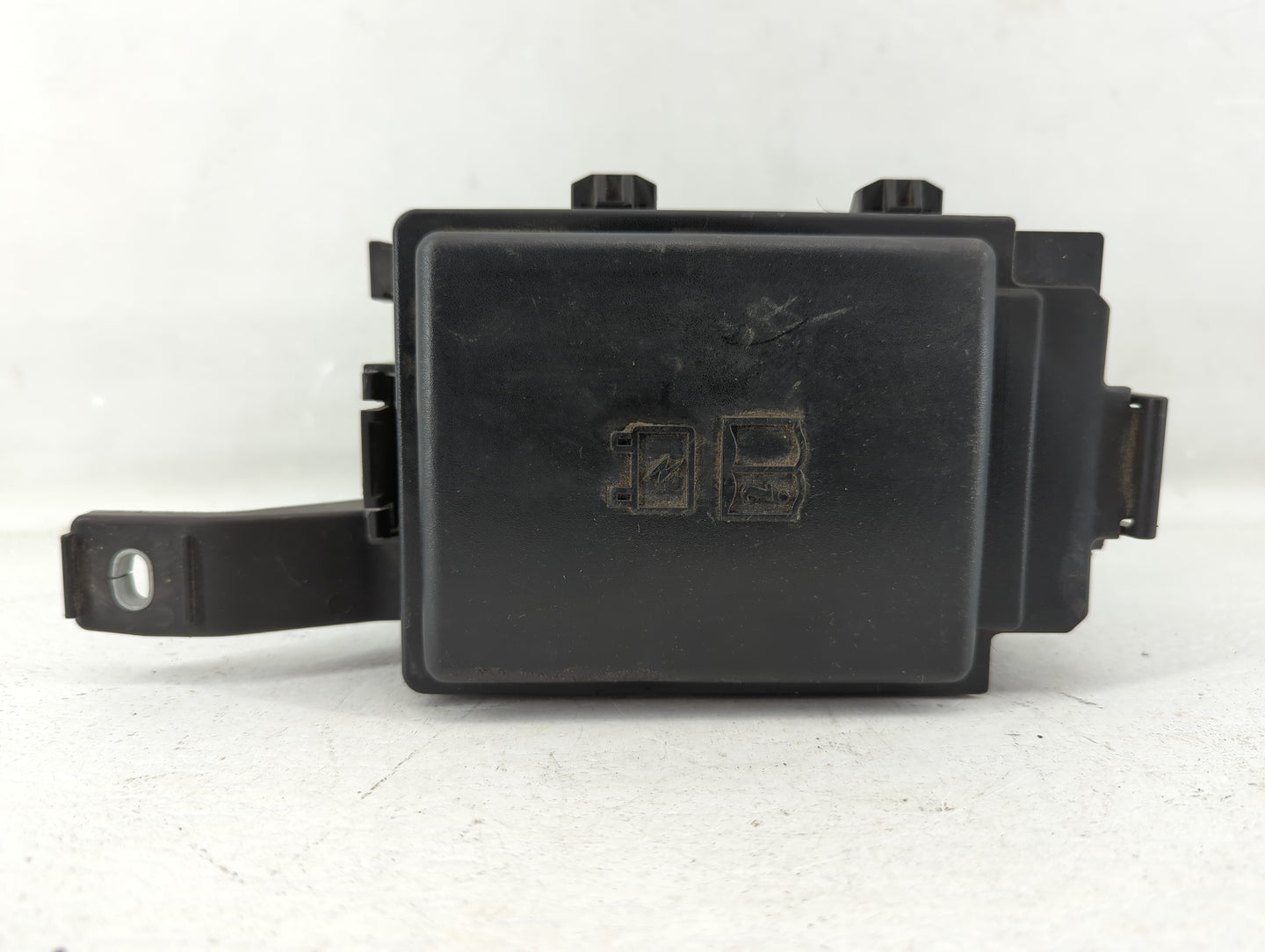2004-2005 Bmw 530i Fusebox Fuse Box Panel Relay Module P/N:GX73-14A076-DA Fits Fits 2004 2005 OEM Used Auto Parts - Oemuseda