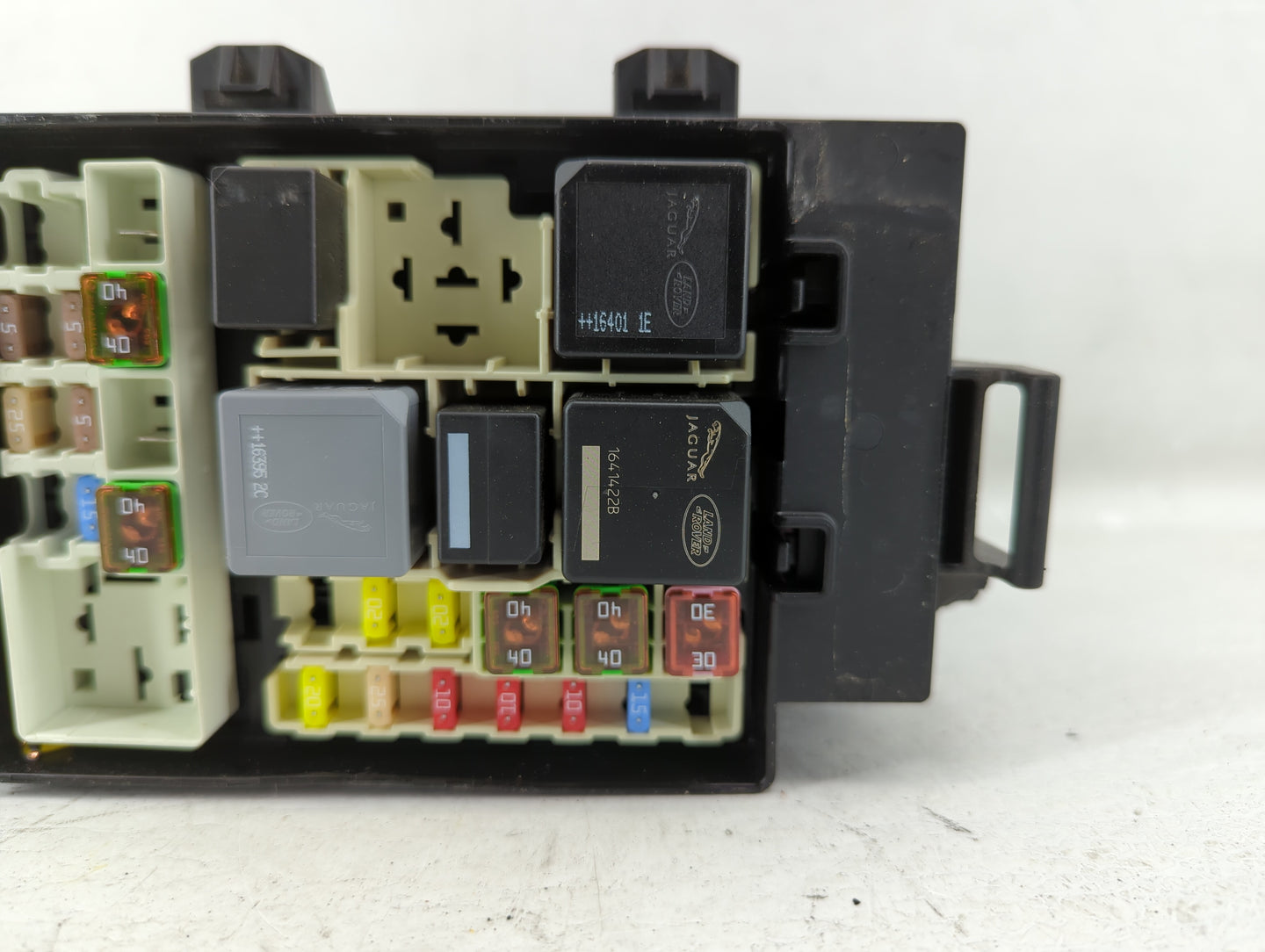 2004-2005 Bmw 530i Fusebox Fuse Box Panel Relay Module P/N:GX73-14A076-DA Fits Fits 2004 2005 OEM Used Auto Parts - Oemuseda