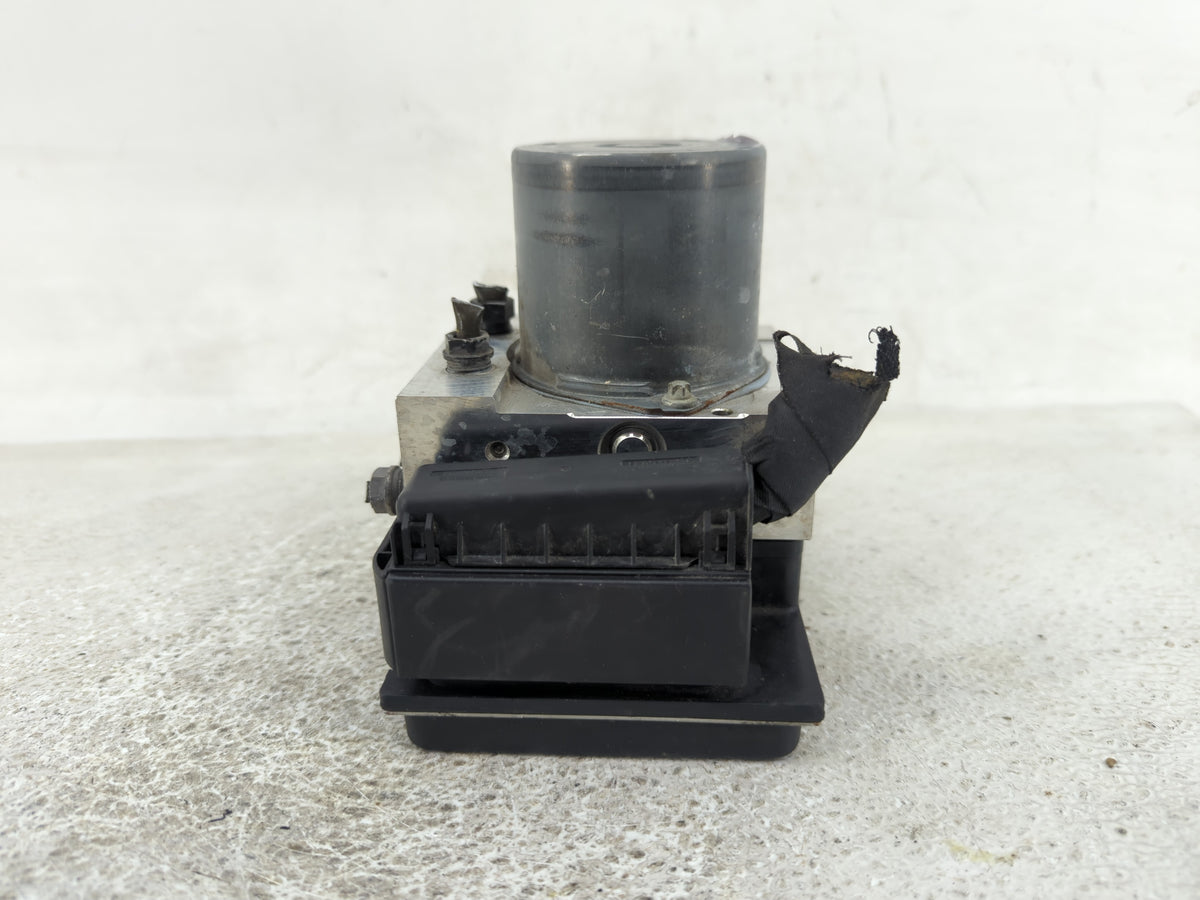 2004-2005 Bmw 545i Anti-Lock Brake ABS Pump Module Actuator OEM P/N:6758743-01 0 265 234 134 Fits Fits 2004 2005 2006 OEM Us