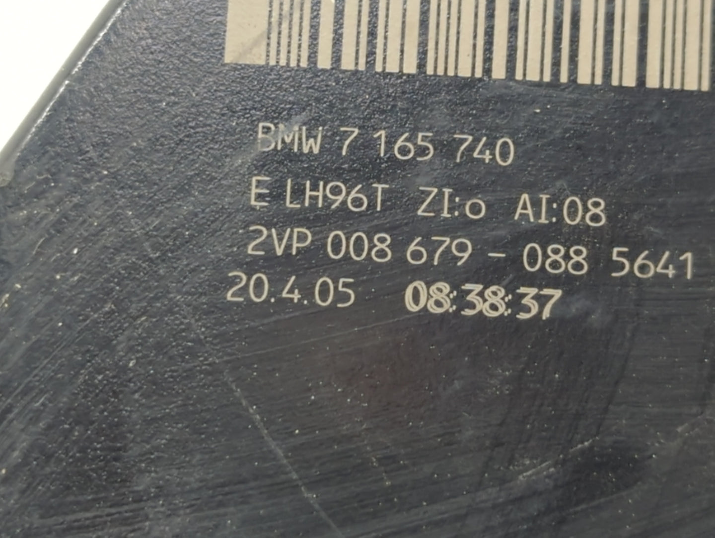 2004-2005 Bmw 545i Tail Light Assembly Passenger Right OEM P/N:158 238 03 7 165 740, 6 923 306 Fits Fits 2004 2005 2006 2007