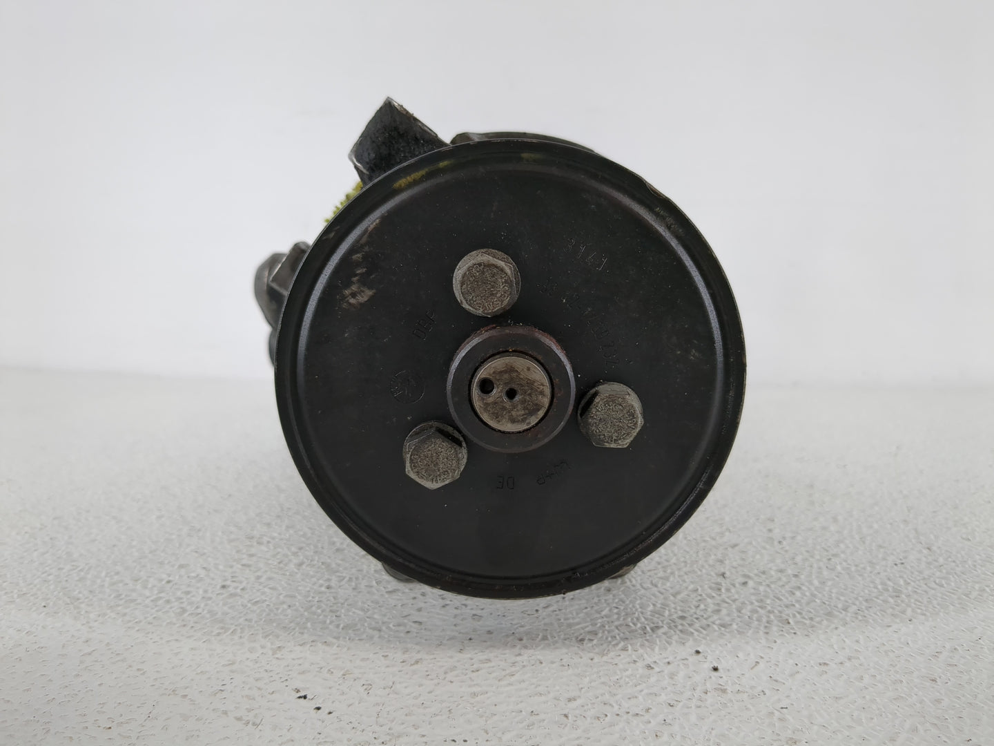 2004-2005 Bmw 645ci Air Conditioning A/c Ac Compressor Oem - Oemusedautoparts1.com