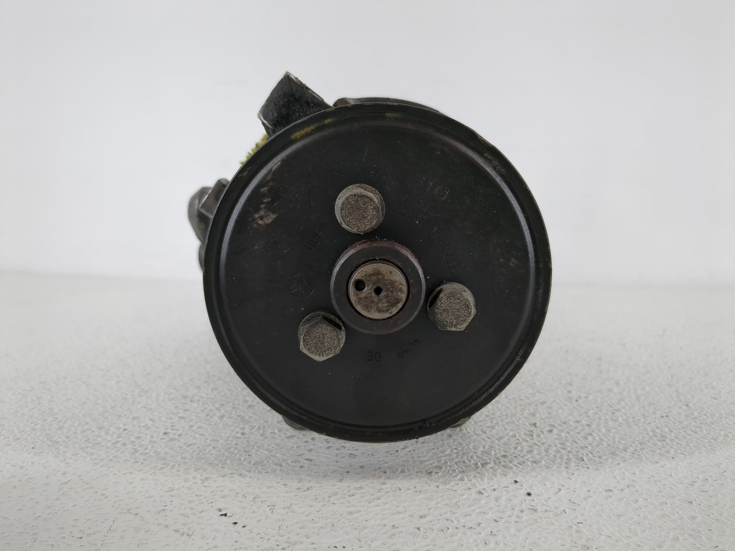 2004-2005 Bmw 645ci Air Conditioning A/c Ac Compressor Oem - Oemusedautoparts1.com