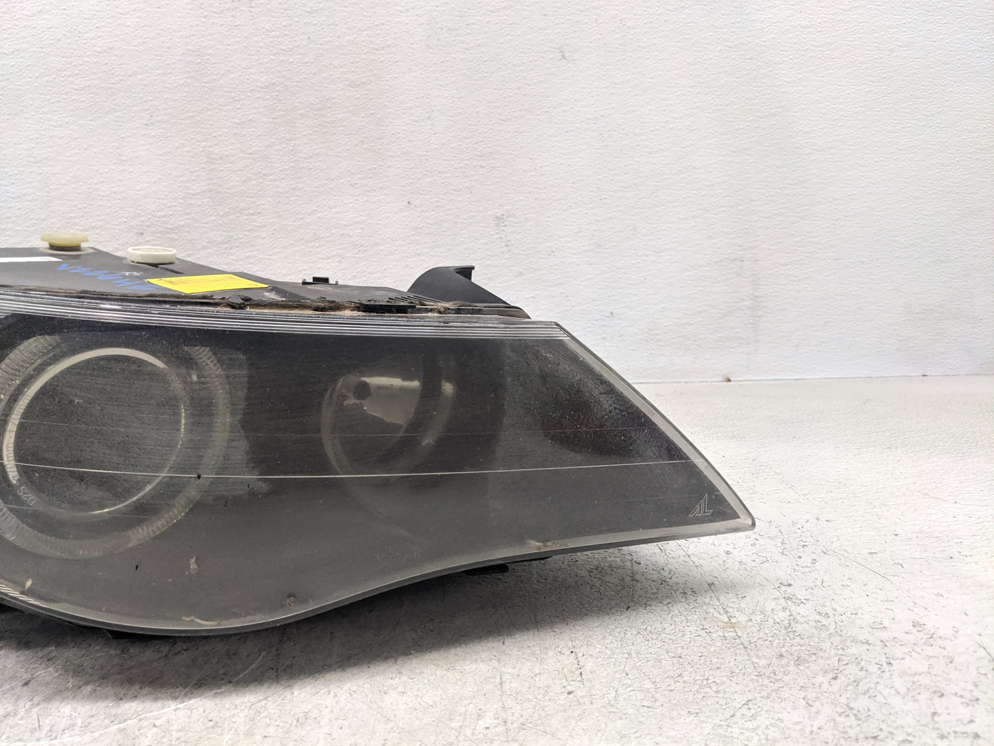 2004-2005 Bmw 645ci Passenger Right Oem Head Light Headlight Lamp - Oemusedautoparts1.com