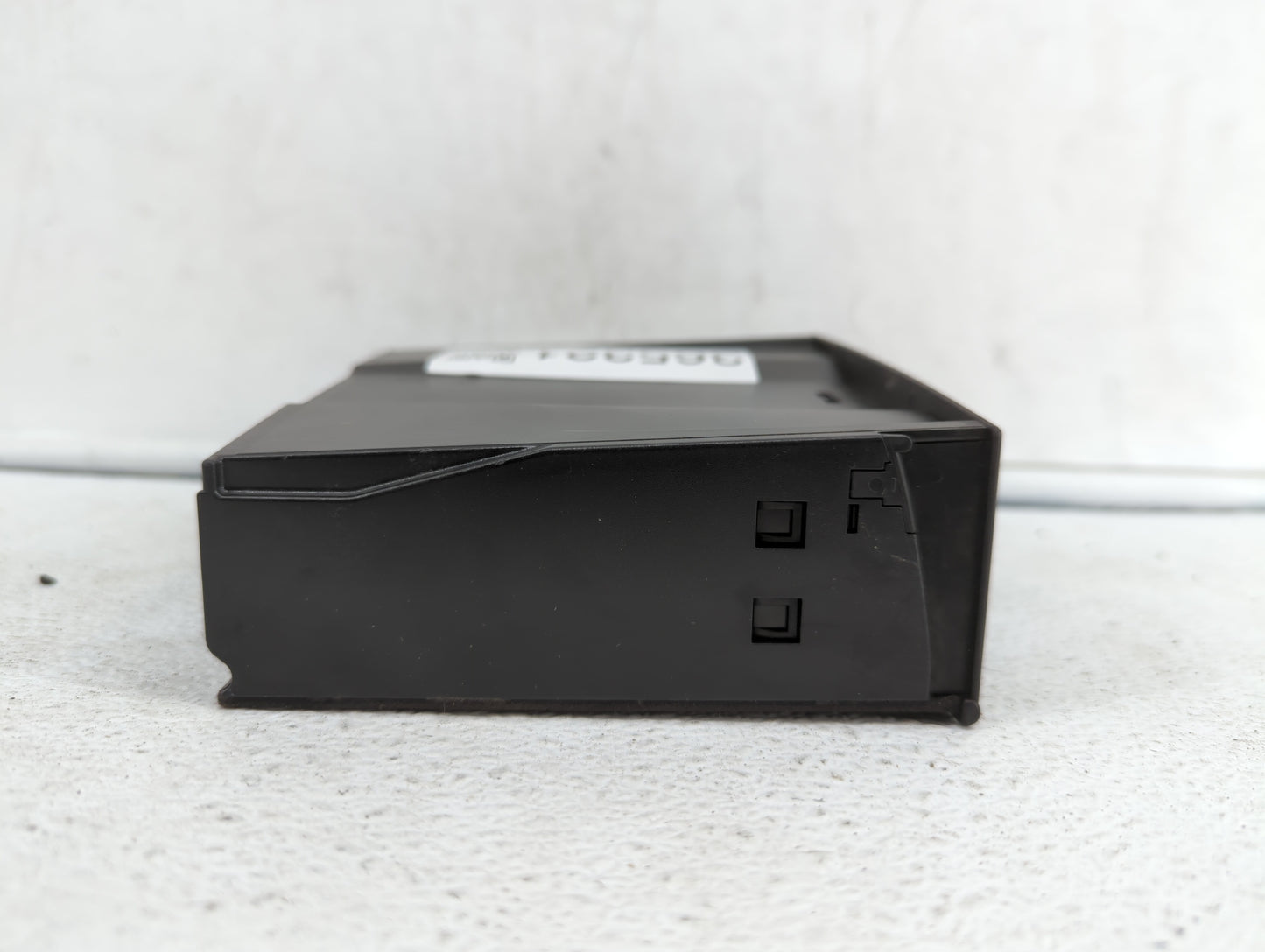 2005 Bmw 745i CENTER CONSOLE CD STORAGE Black - Oemusedautoparts1.com
