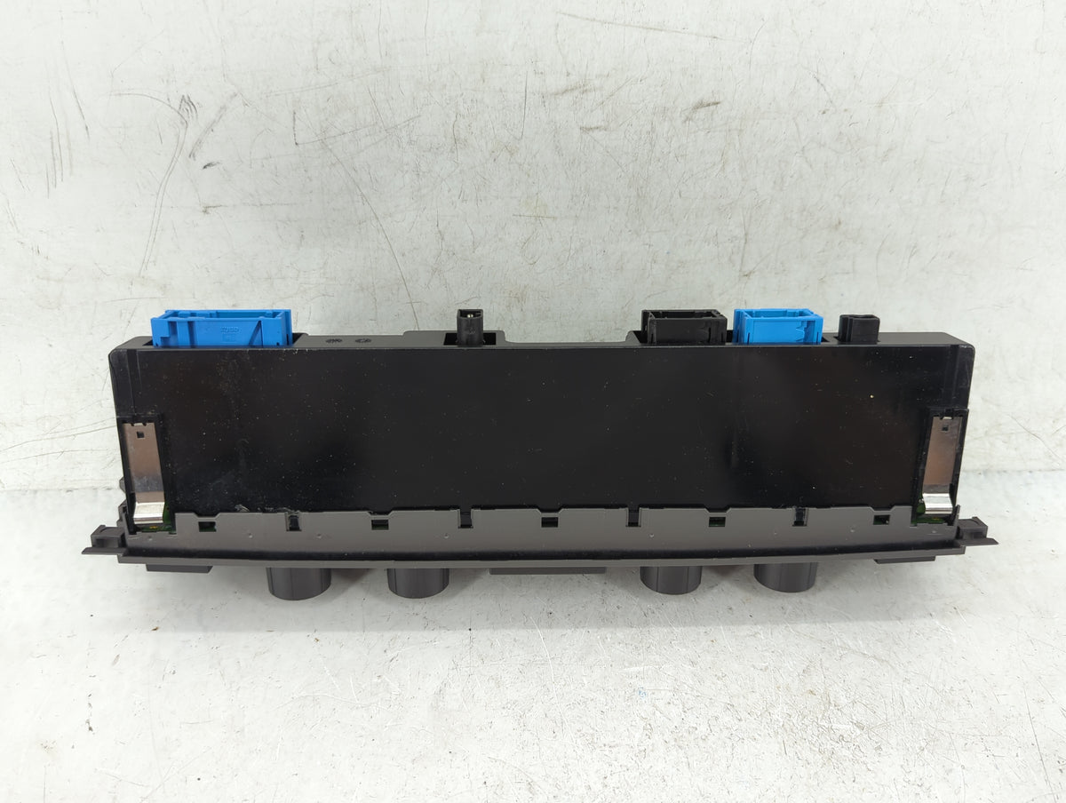 2002-2005 Bmw 745i Climate Control Module Temperature AC/Heater Replacement Fits Fits 2002 2003 2004 2005 OEM Used Auto Part