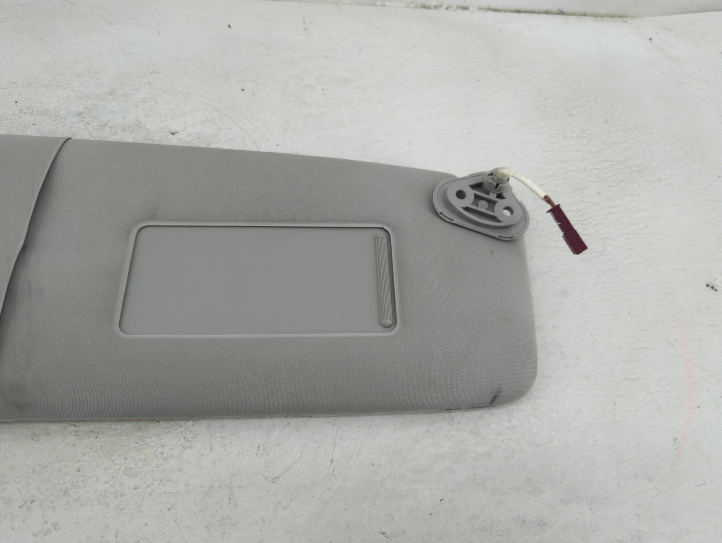 2004-2005 Bmw 745i Sun Visor Shade Replacement Passenger Right Mirror Fits Fits 2004 2005 2006 2007 2008 OEM Used Auto Parts