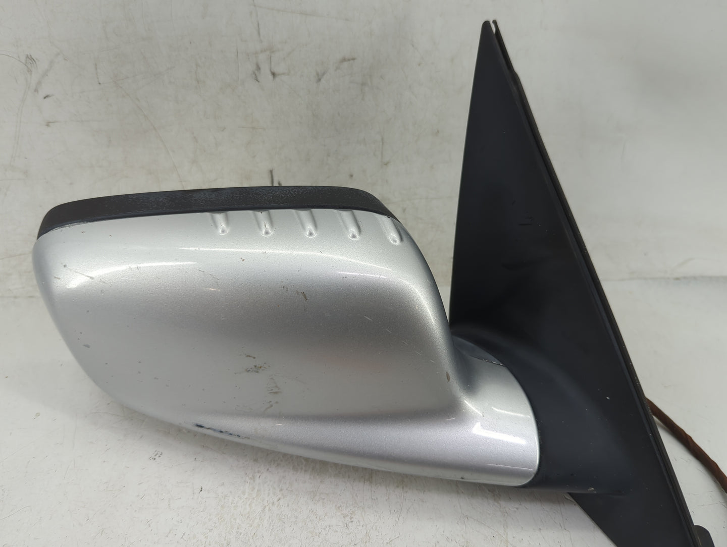 2002-2005 Bmw 745i Passenger Side View Mirror - Right Door Mirror OEM Used - Oemusedautoparts1.com