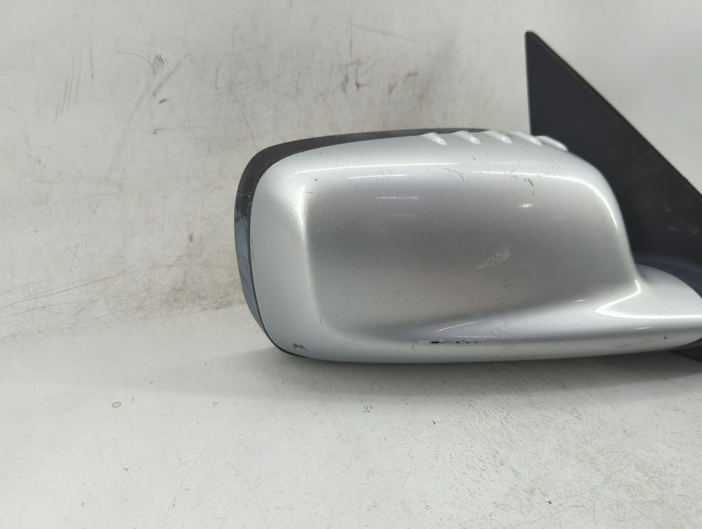 2002-2005 Bmw 745i Passenger Side View Mirror - Right Door Mirror OEM Used - Oemusedautoparts1.com
