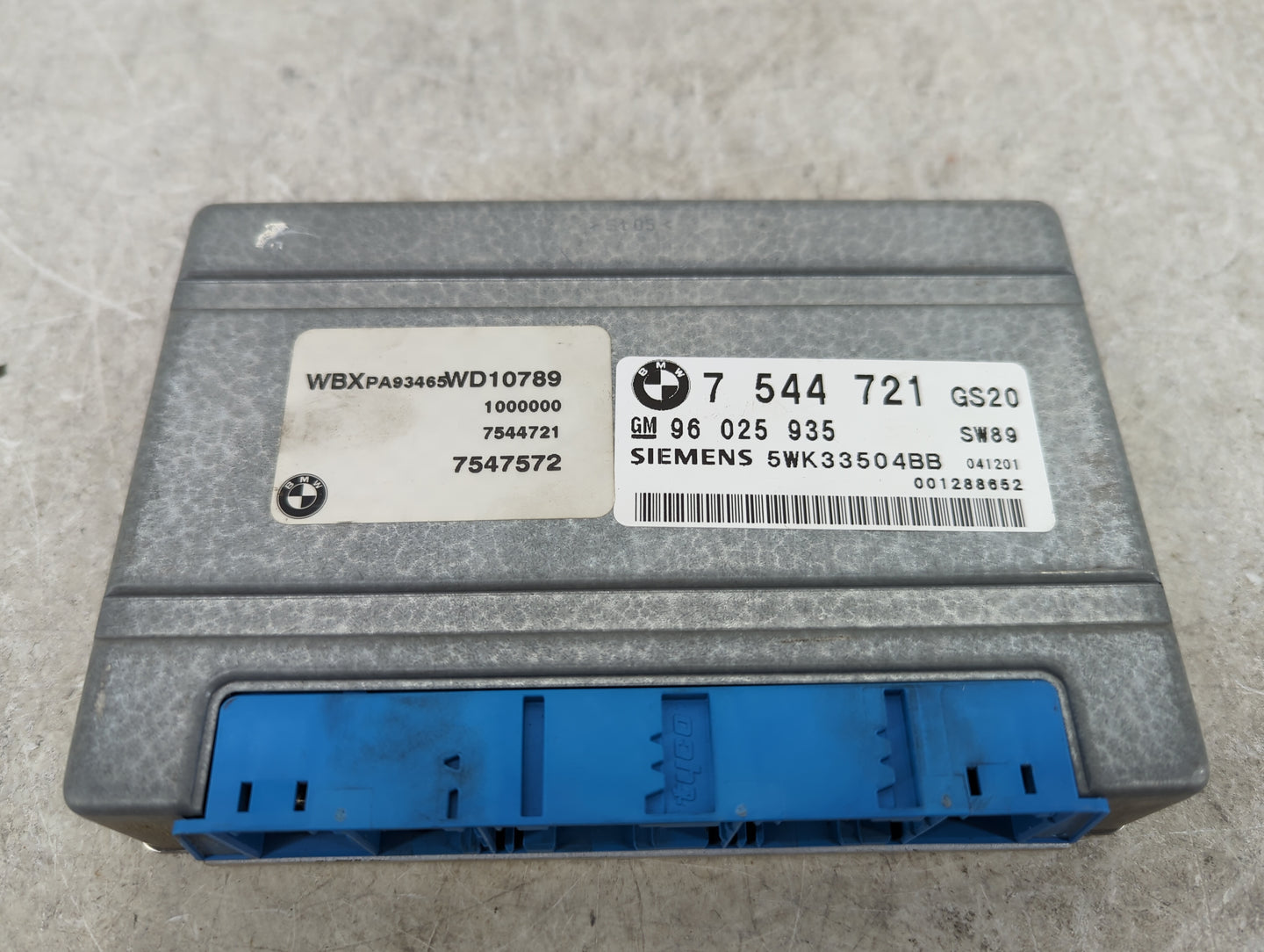 2004-2006 Bmw X3 Body Control Module Bcm Inner Cabin Fuse Box - Oemusedautoparts1.com