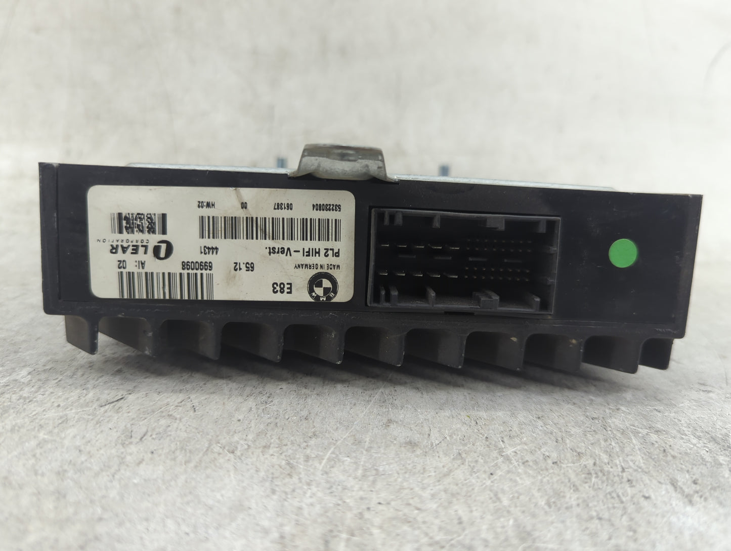2005 Bmw X3 Radio AM FM Cd Player Receiver Replacement P/N:6990098 532230804, 65.12 Fits OEM Used Auto Parts - Oemusedautopa