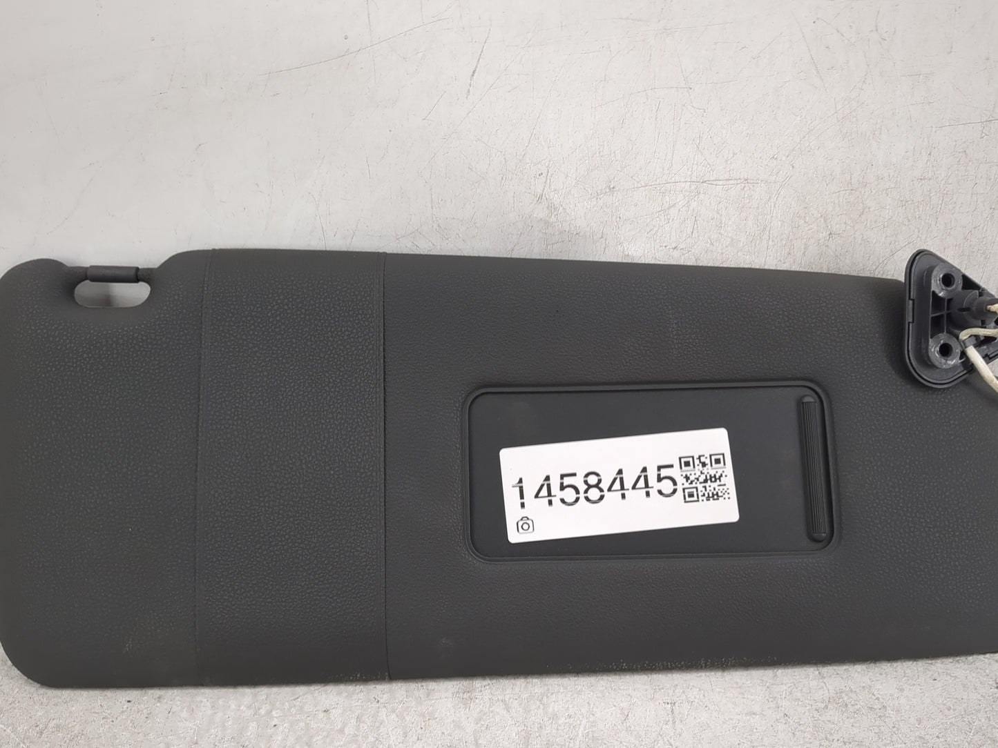 2004-2005 Bmw X3 Sun Visor Shade Replacement Passenger Right Mirror Fits Fits 2004 2005 OEM Used Auto Parts - Oemusedautopar