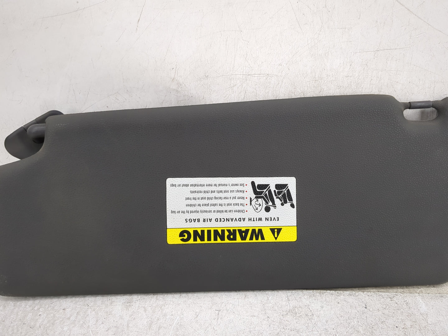 2004-2005 Bmw X3 Sun Visor Shade Replacement Passenger Right Mirror Fits Fits 2004 2005 OEM Used Auto Parts - Oemusedautopar