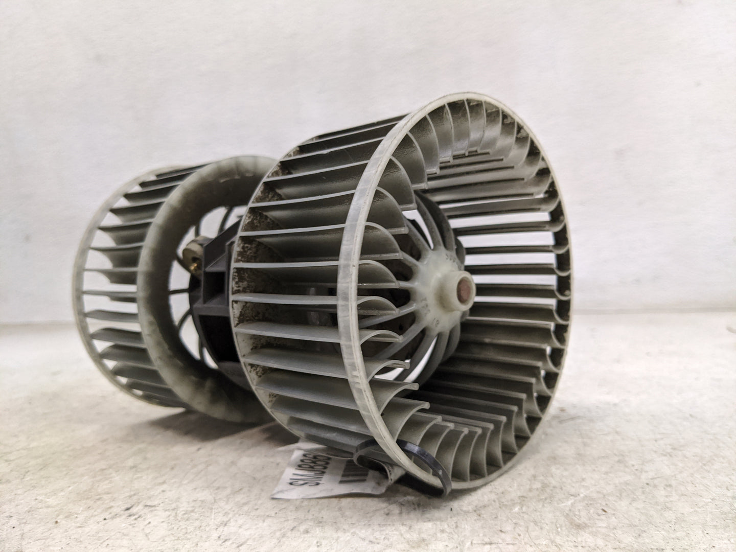 2004-2010 Bmw X3 Rear Heater AC Blower Motor P/N:C5204 Fits Fits 2001 2002 2003 2004 2005 2006 2007 2008 2009 2010 OEM Used 