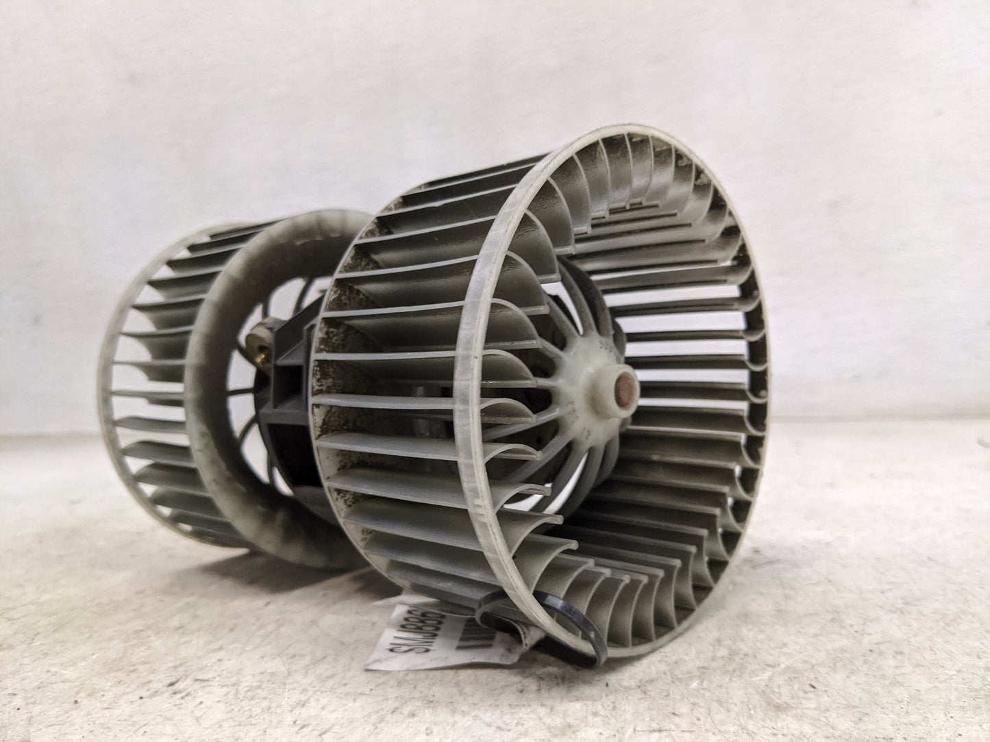 2004-2010 Bmw X3 Rear Heater AC Blower Motor P/N:C5204 Fits Fits 2001 2002 2003 2004 2005 2006 2007 2008 2009 2010 OEM Used 