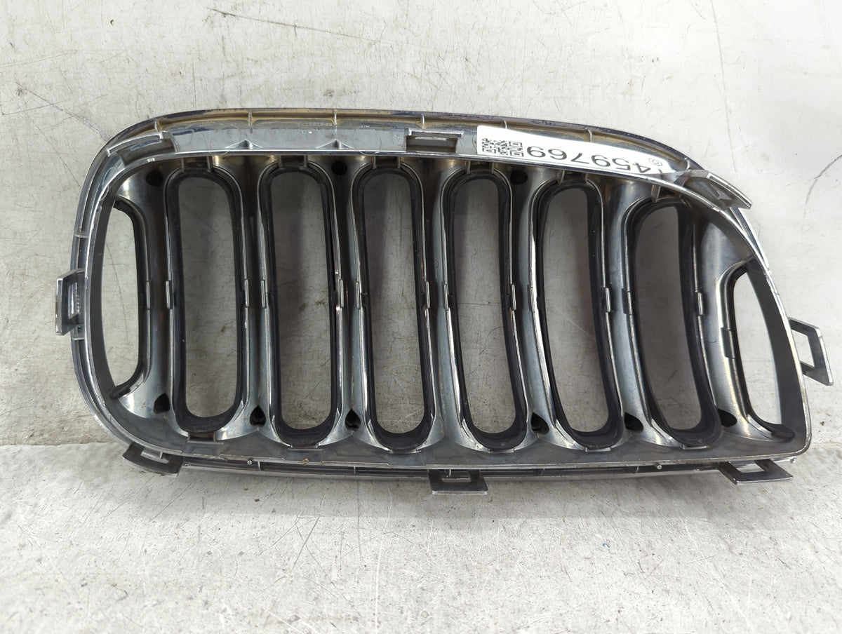 2004-2006 Bmw X3 Front Grille Bumper Not Included - Oemusedautoparts1.com