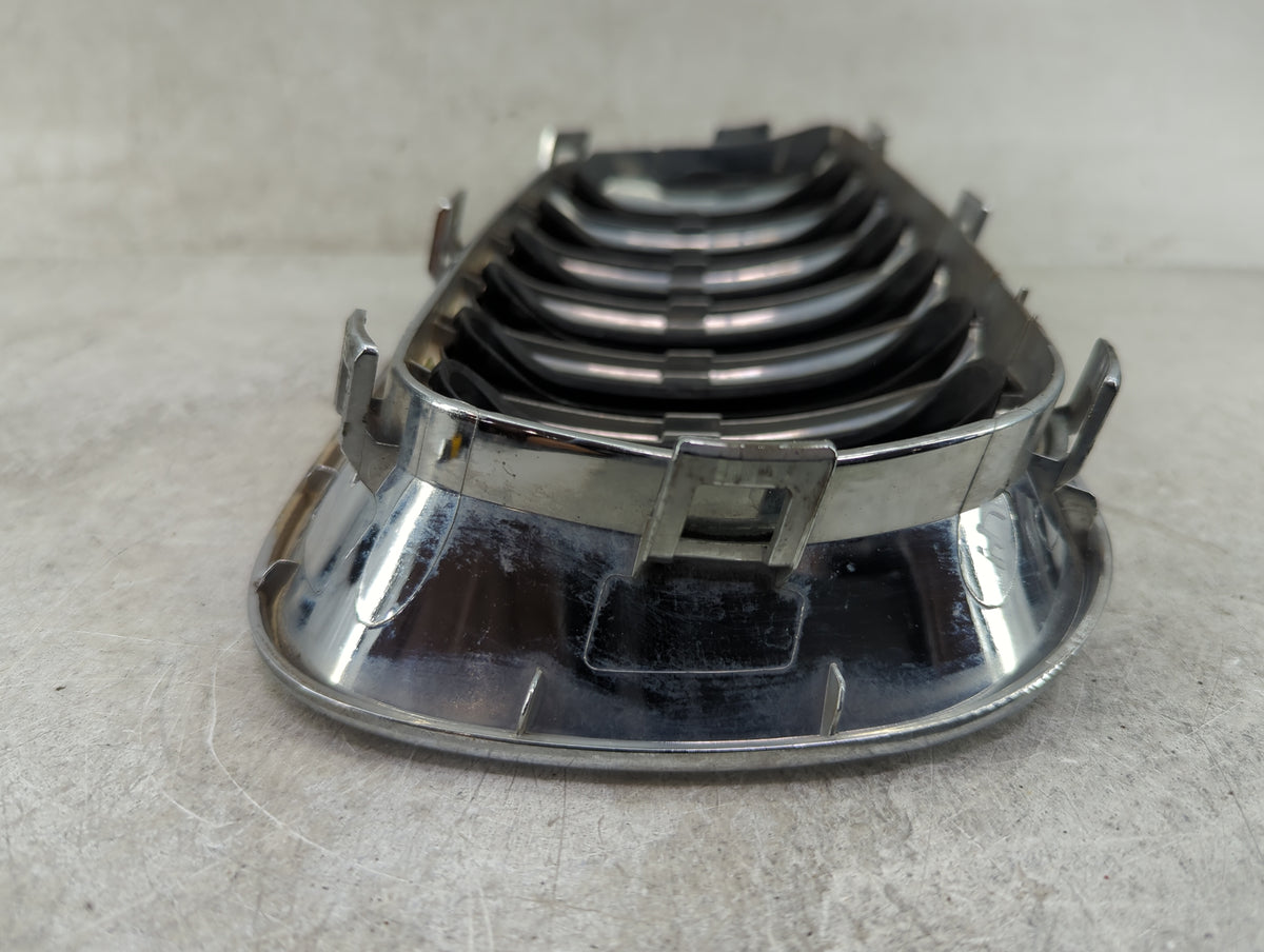 2004-2006 Bmw X3 Front Grille Bumper Not Included - Oemusedautoparts1.com