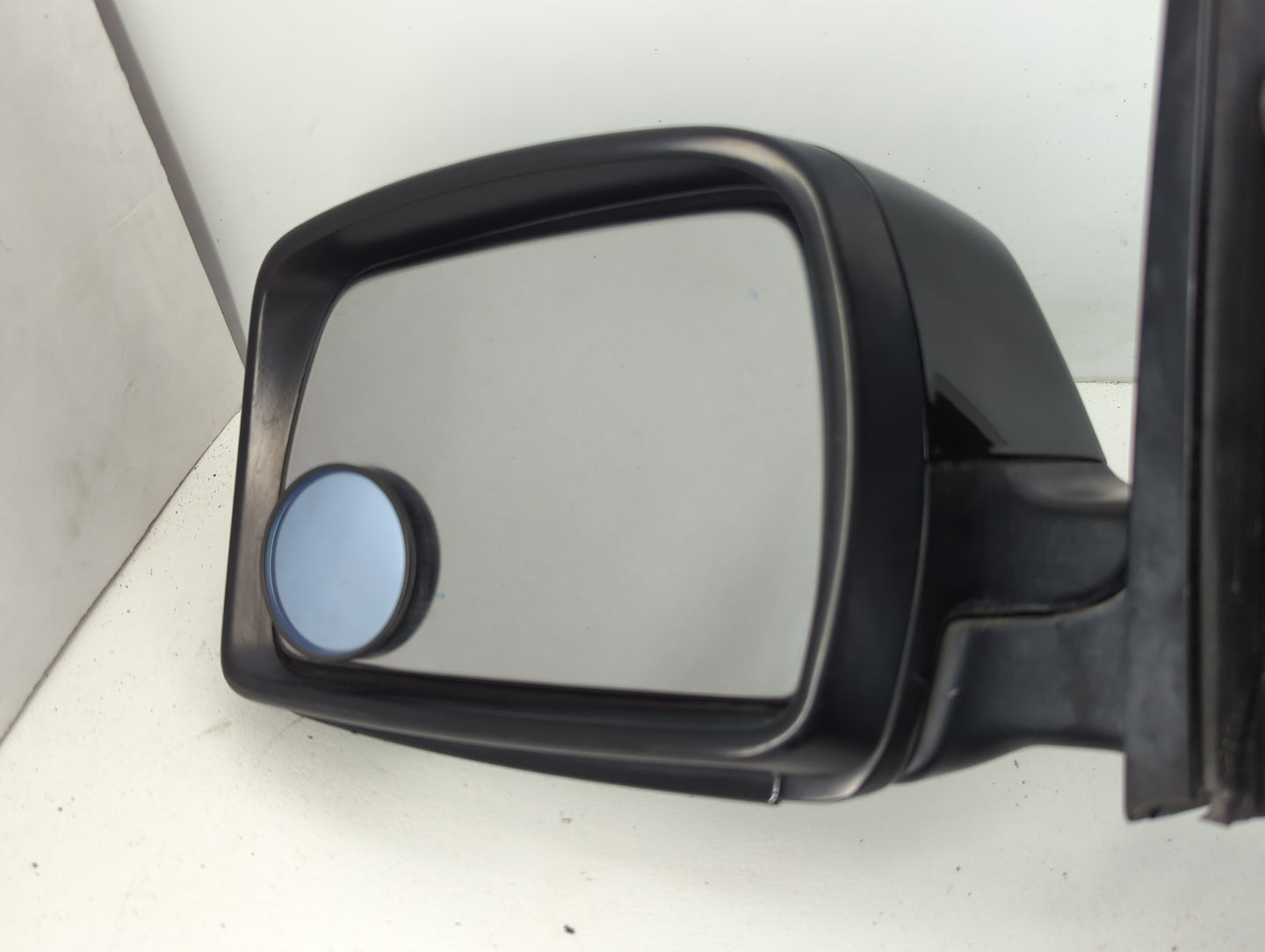 2004-2006 Bmw X3 Driver Side View Mirror - Left Door Mirror OEM Used - Oemusedautoparts1.com