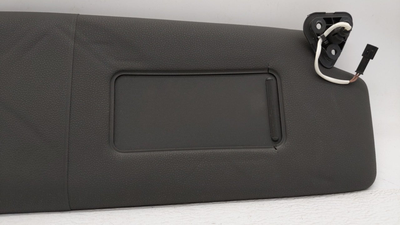 2005 Bmw X3 Sun Visor Shade Replacement Passenger Right Mirror Fits Fits 2006 OEM Used Auto Parts - Oemusedautoparts1.com
