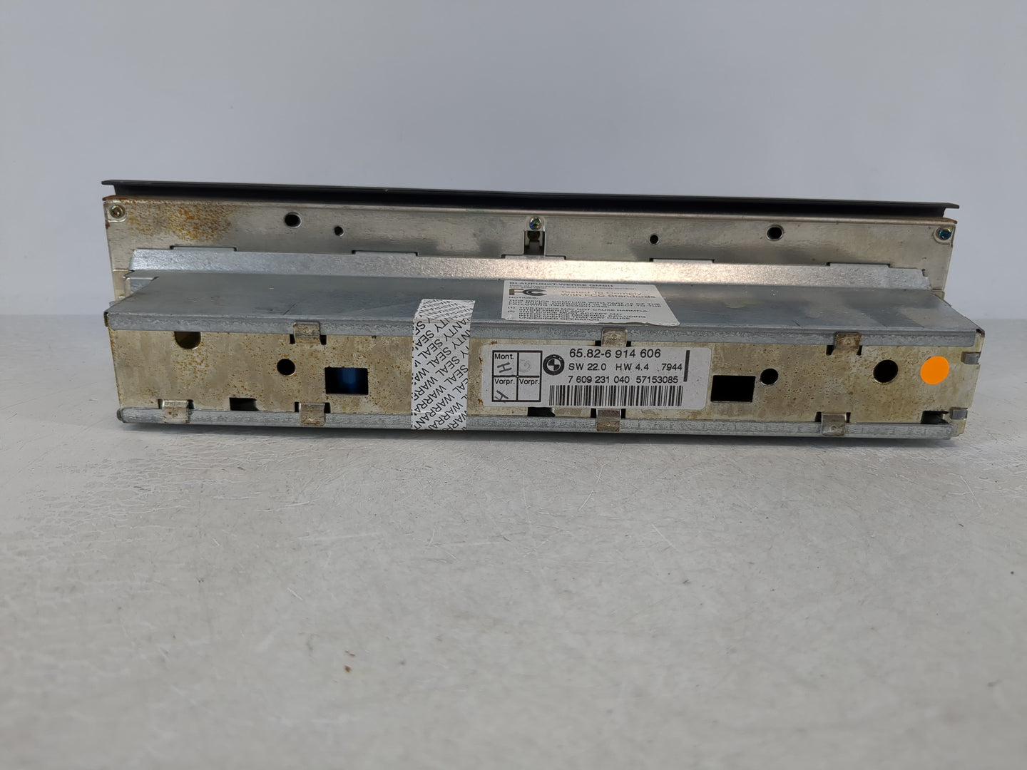 2005 Bmw X5 Radio AM FM Cd Player Receiver Replacement P/N:57153085 7 609 231 040 Fits OEM Used Auto Parts - Oemusedautopart