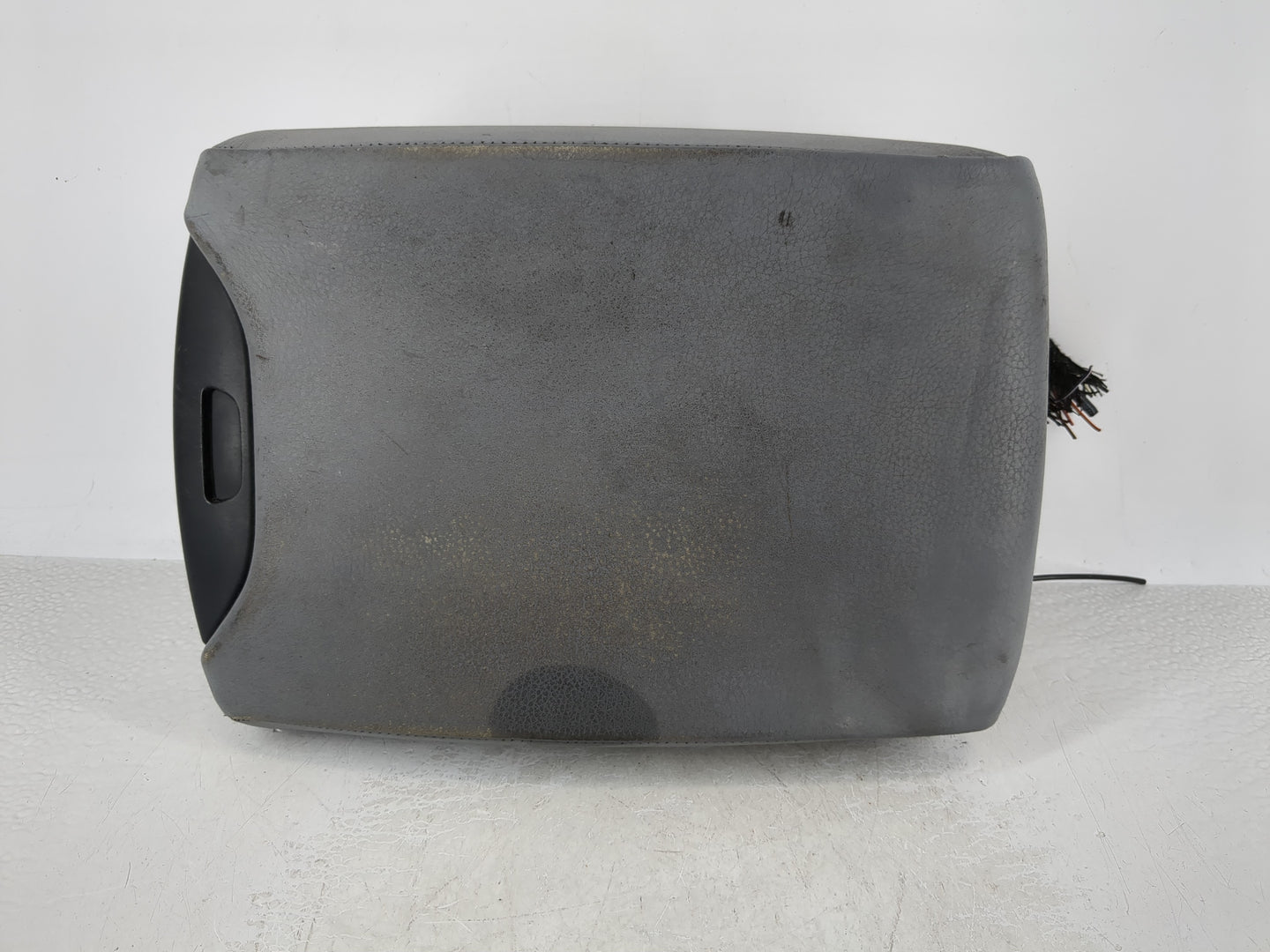2005 Bmw X5 Center Console Armrest Cover Lid Fits OEM Used Auto Parts - Oemusedautoparts1.com