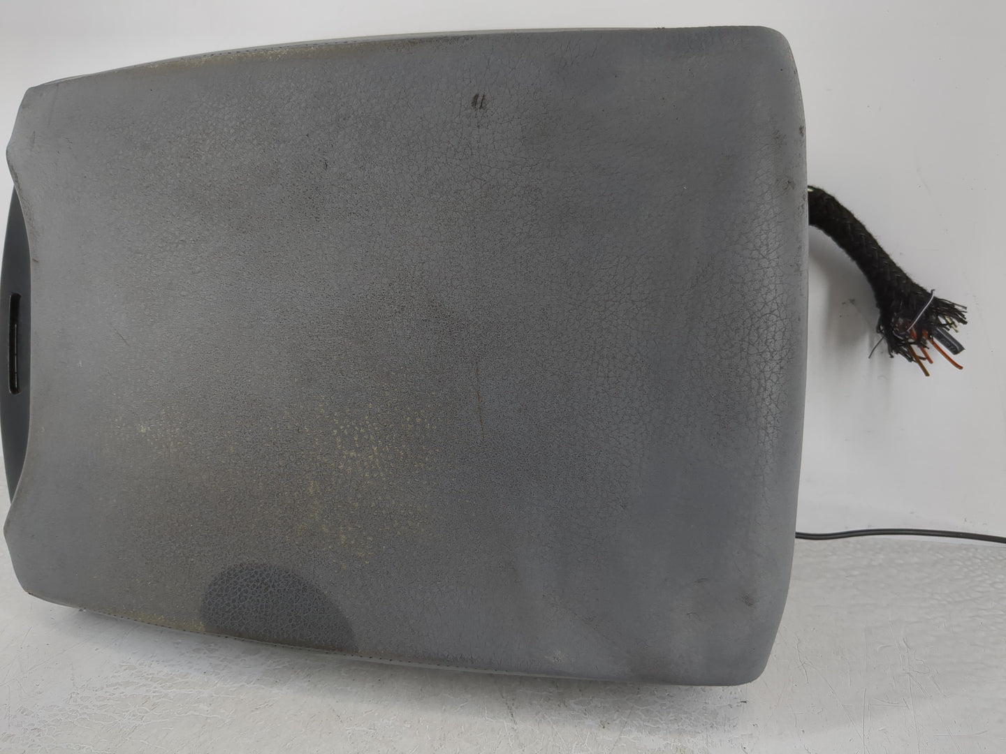 2005 Bmw X5 Center Console Armrest Cover Lid Fits OEM Used Auto Parts - Oemusedautoparts1.com
