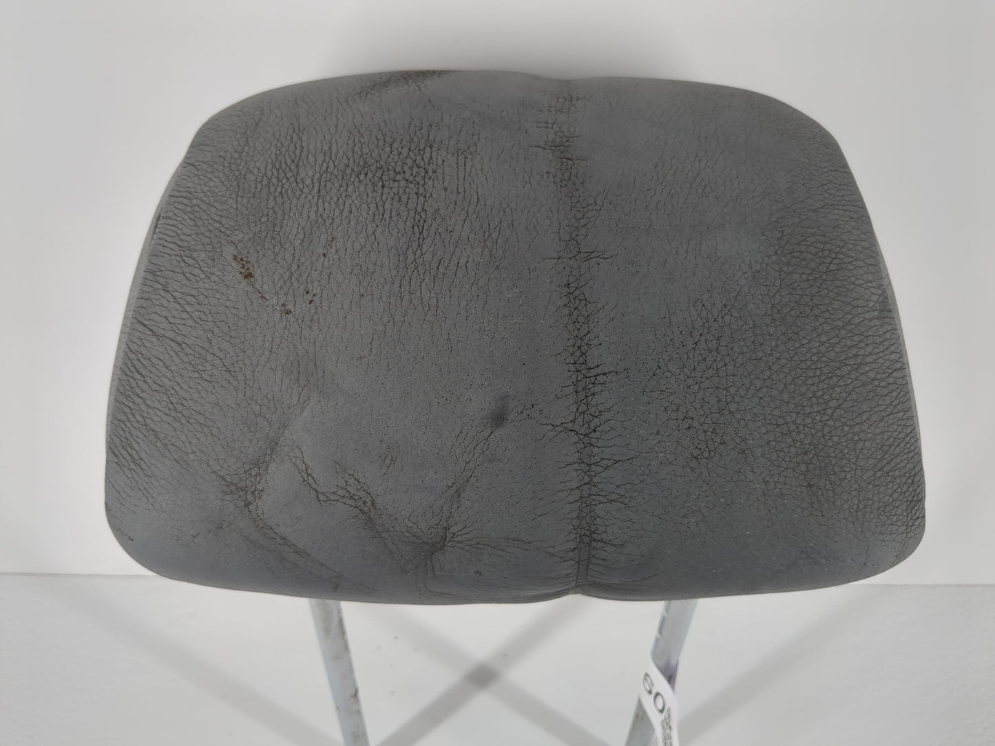 2005 Bmw X5 Headrest Head Rest Rear Seat Fits OEM Used Auto Parts - Oemusedautoparts1.com
