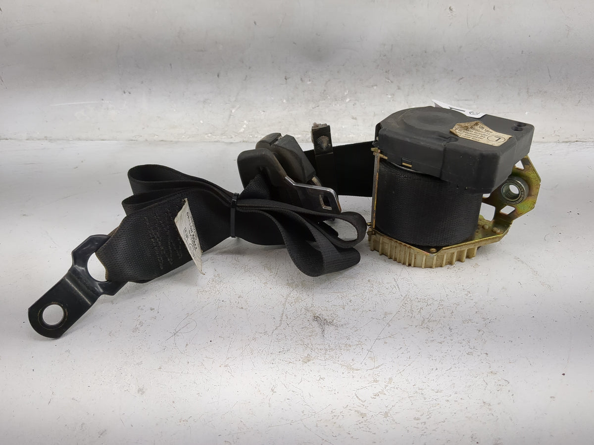 2001-2006 Bmw X5 Driver Left Seat Belt Front Retractor Black - Oemusedautoparts1.com