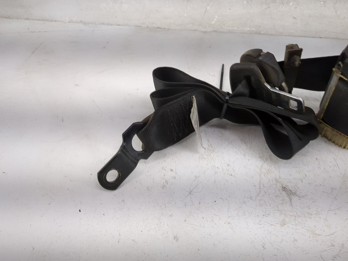 2001-2006 Bmw X5 Driver Left Seat Belt Front Retractor Black - Oemusedautoparts1.com