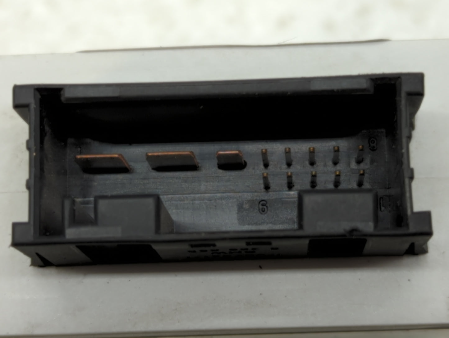 2005 Bmw X5 Chassis Control Module Ccm Bcm Body Control 61.35-6 937 791 - Oemusedautoparts1.com