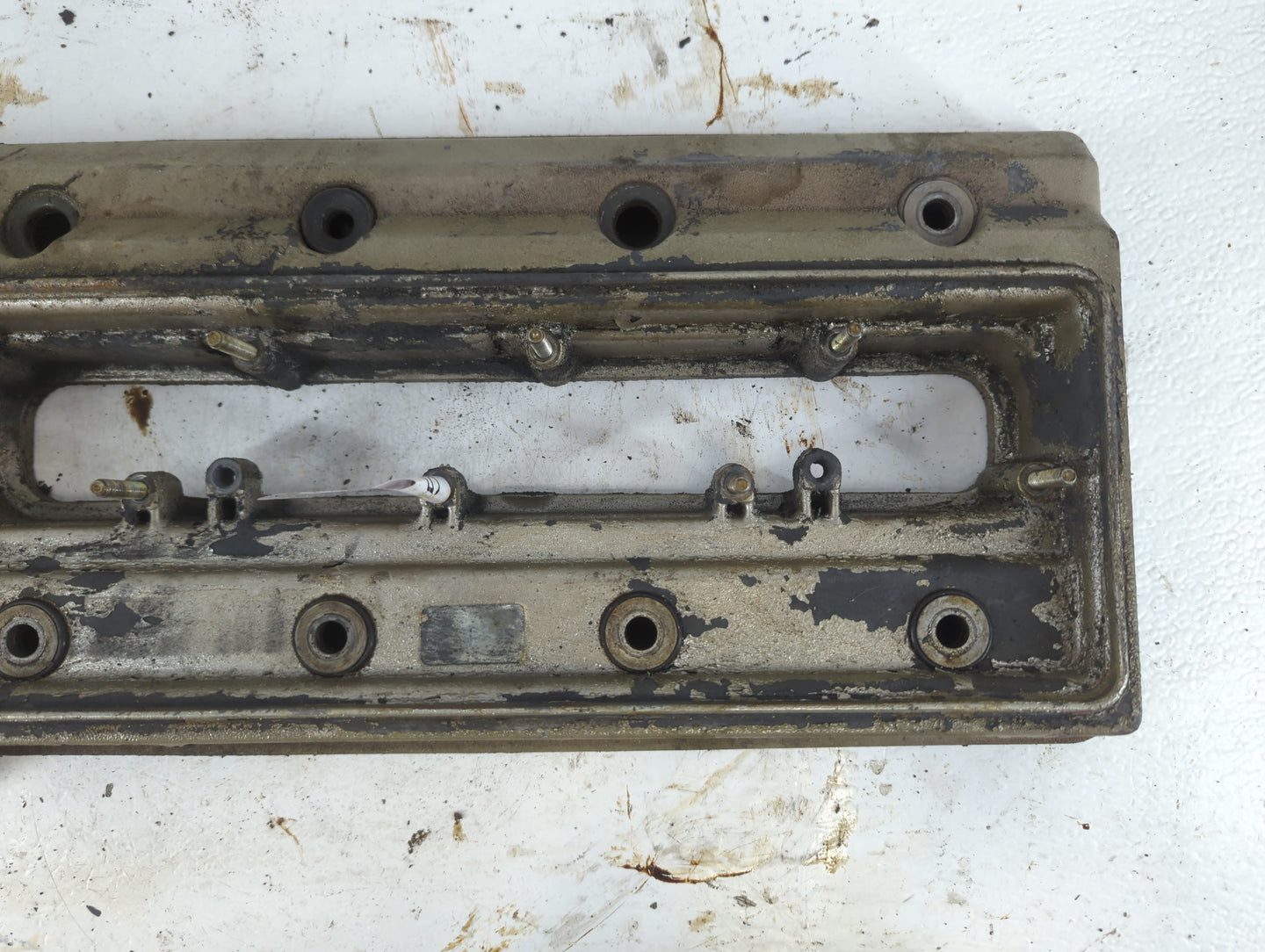 2005 Bmw X5 Driver Left Cylinder Head Valve Cover P/N:1703174 Fits OEM Used Auto Parts - Oemusedautoparts1.com
