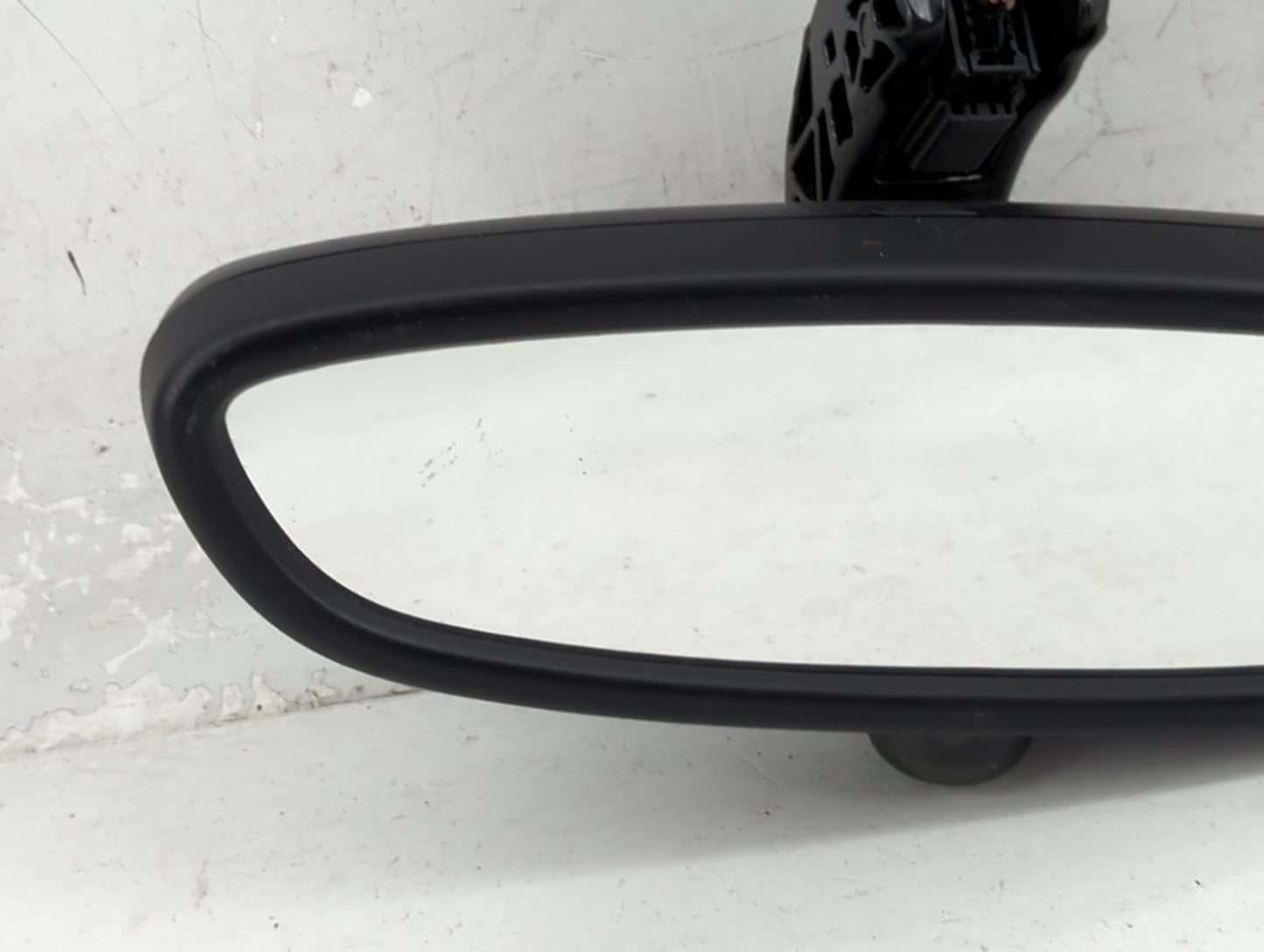 2005 Bmw Z4 Interior Rear View Mirror Replacement OEM P/N:04112004 Fits OEM Used Auto Parts - Oemusedautoparts1.com