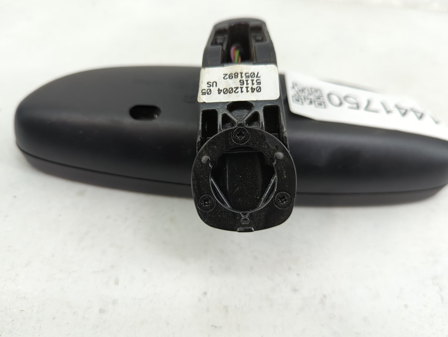 2005 Bmw Z4 Interior Rear View Mirror Replacement OEM P/N:04112004 Fits OEM Used Auto Parts - Oemusedautoparts1.com