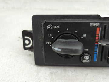 2000-2005 Buick Century Climate Control Module Temperature AC/Heater Replacement P/N:10447470 Fits OEM Used Auto Parts