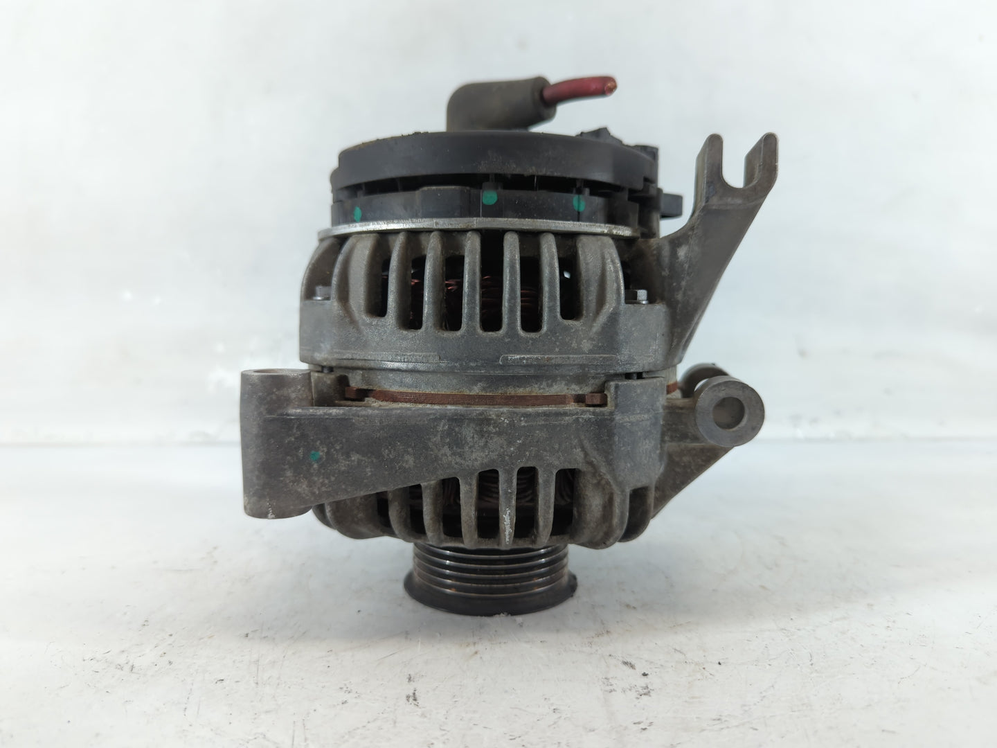 2005 Buick Lacross Alternator Replacement Generator Charging Assembly Engine OEM P/N:0 124 425 031 Fits OEM Used Auto Parts 